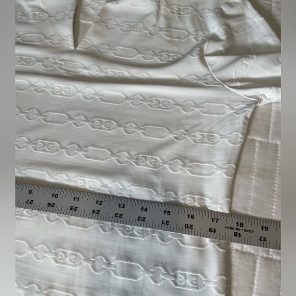 J. McLaughlin 3/4 Sleeve Catalina Cloth Textured Chainlink Top White Sz M V Neck - Picture 12 of 15